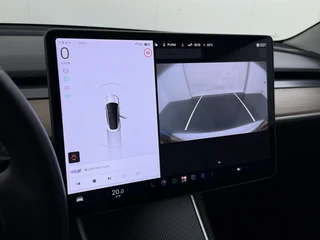 Tesla Model 3 – thumbnail 17