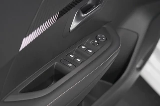 Peugeot e-208 – thumbnail 32