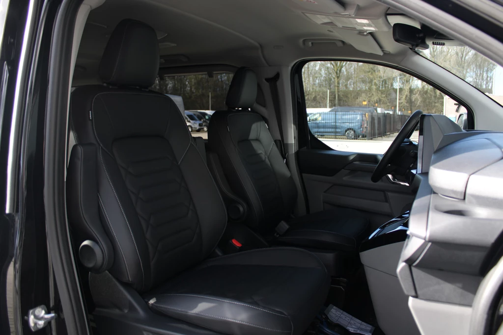 Ford Tourneo Custom – foto 39