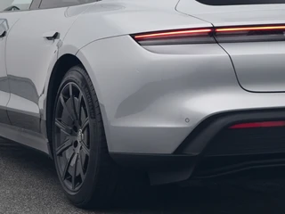 Porsche Taycan – thumbnail 26