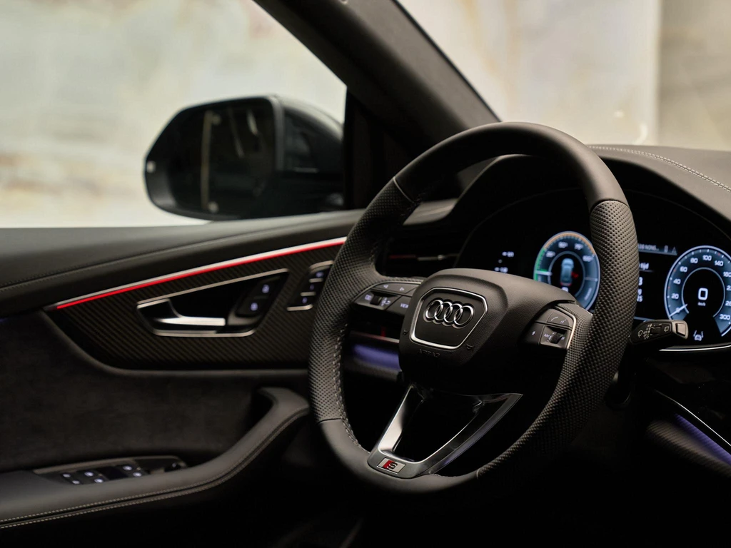 Audi Q8 – foto 31
