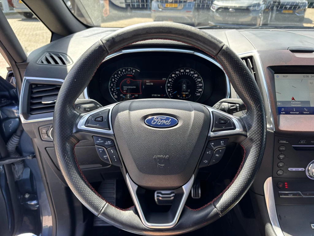 Ford S-Max – foto 14