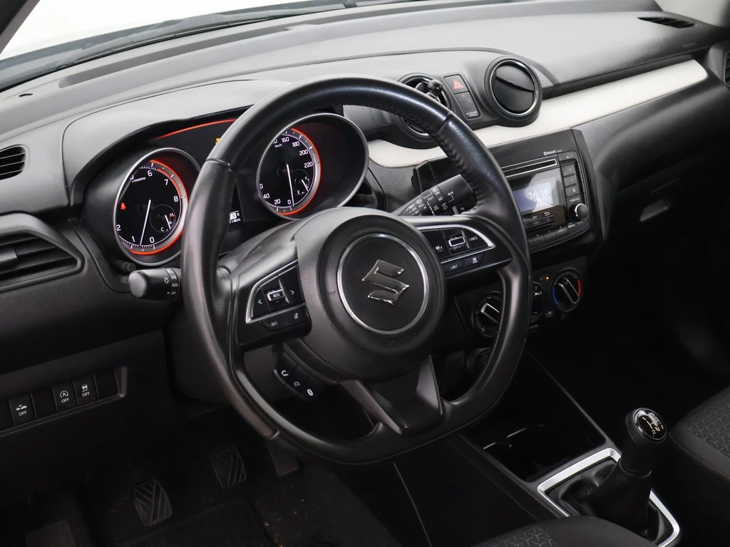 Suzuki Swift – foto 14