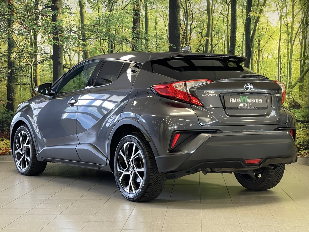 Toyota C-HR – foto 2