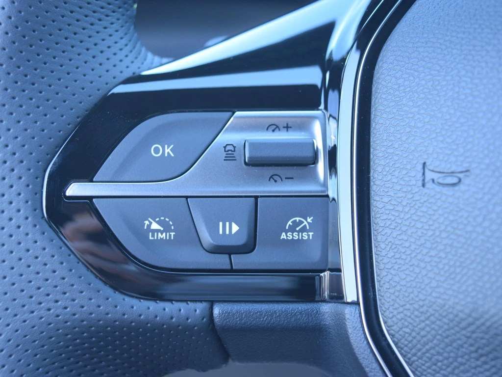 Peugeot 408 – foto 16