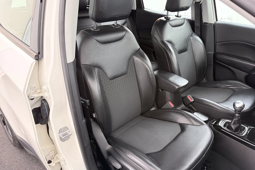 Jeep Compass – foto 16