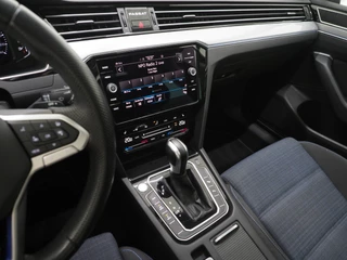 Volkswagen Passat – thumbnail 32