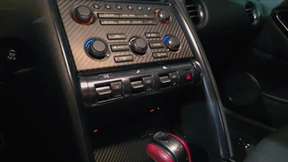 Nissan GT-R – thumbnail 23