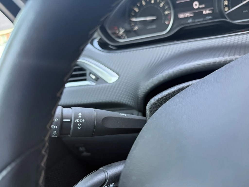 Peugeot 208 – foto 29
