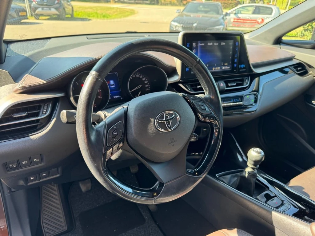 Toyota C-HR – foto 18