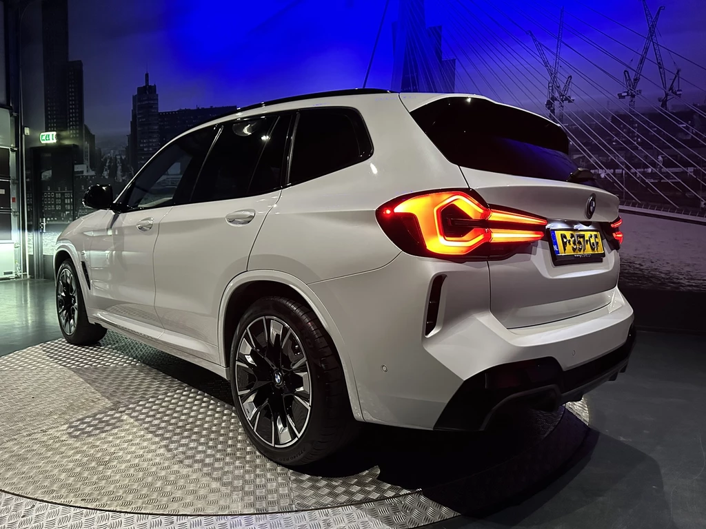 BMW iX3 – foto 7