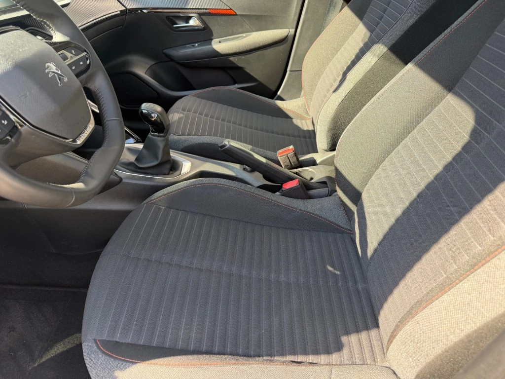 Peugeot 208 – foto 23