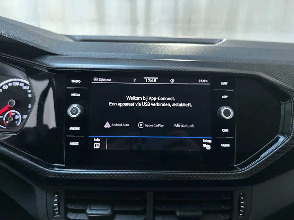 Volkswagen T-Cross – foto 17