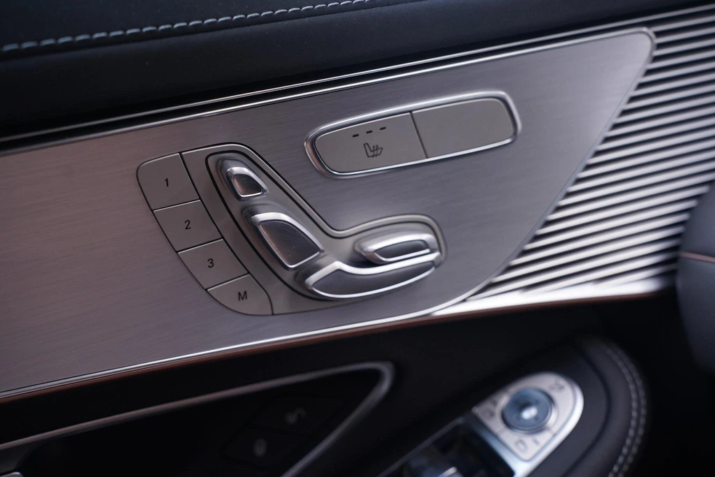 Mercedes-Benz EQC – foto 27