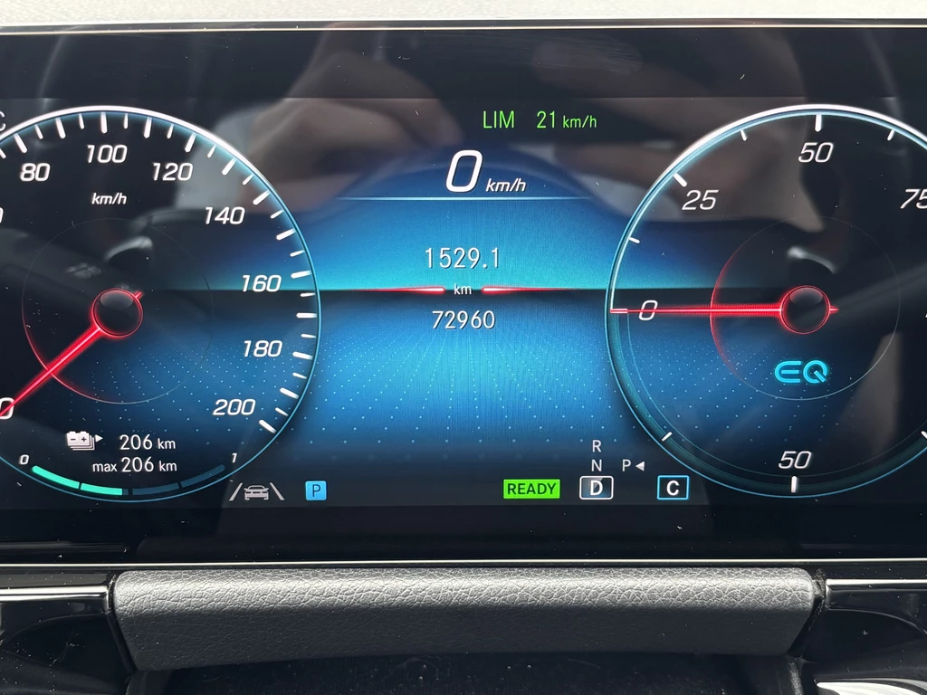 Mercedes-Benz EQA – foto 20