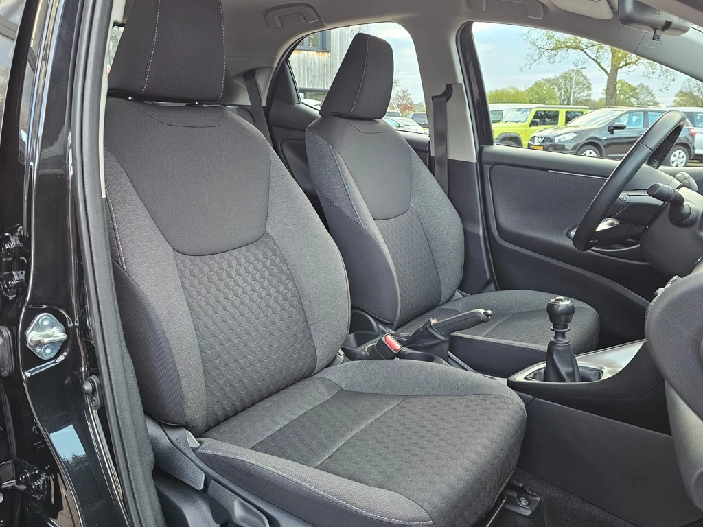 Toyota Yaris – foto 28