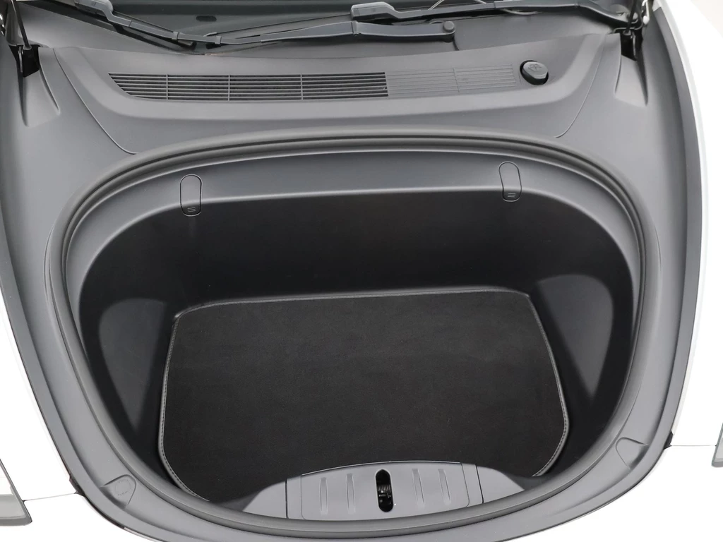 Tesla Model 3 – foto 48