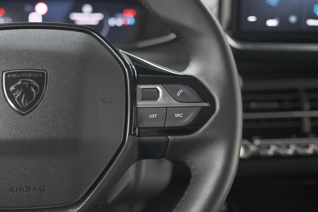 Peugeot 208 – foto 38