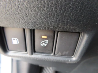 Toyota C-HR – thumbnail 33