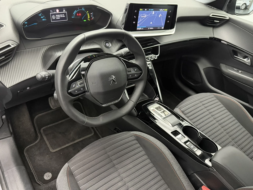 Peugeot e-208 – foto 11
