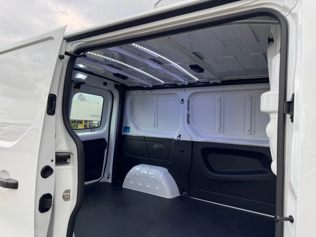 Renault Trafic – foto 11