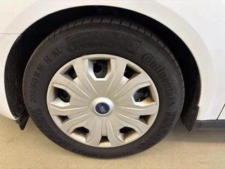Ford Transit Connect – thumbnail 16