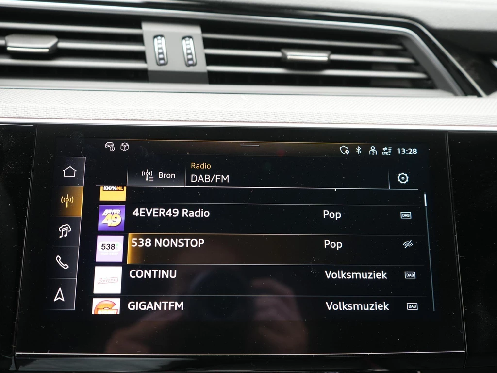 Audi Q8 Sportback e-tron – foto 24