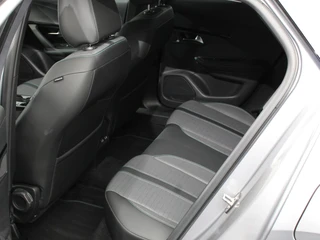 Peugeot 2008 – thumbnail 13