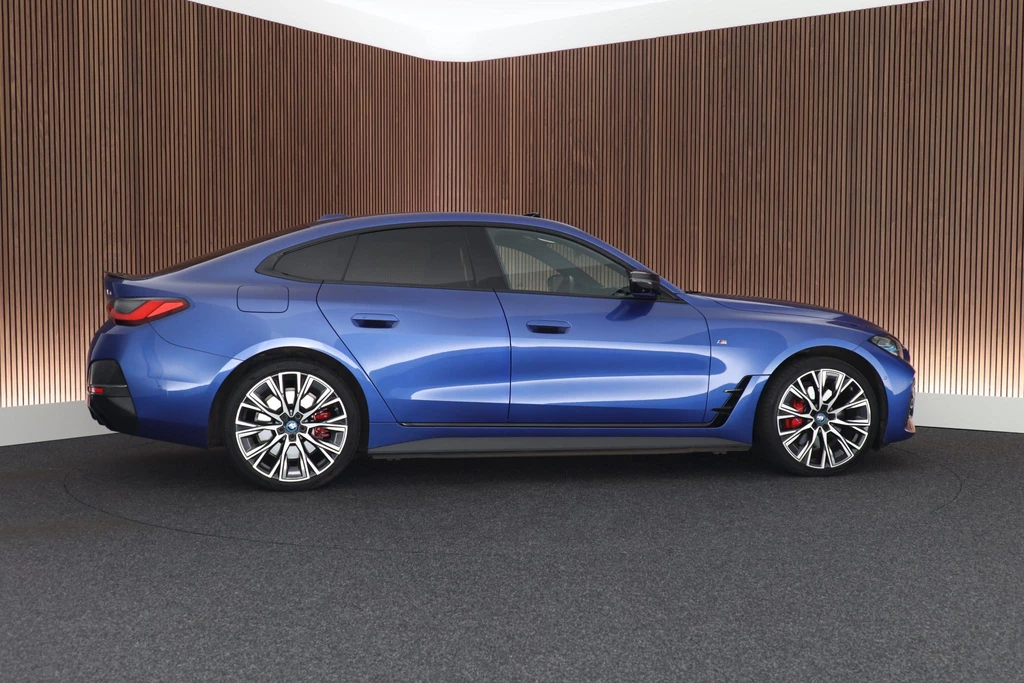 BMW i4 – foto 5