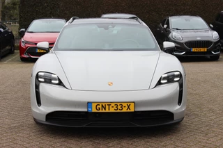 Porsche Taycan – thumbnail 9