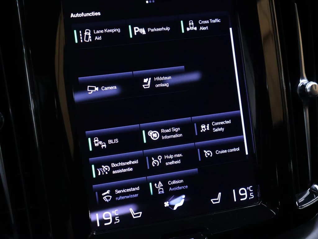 Volvo XC60 – foto 18