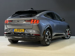 Ford Mustang Mach-E – thumbnail 5