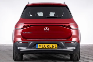 Mercedes-Benz EQB – thumbnail 3