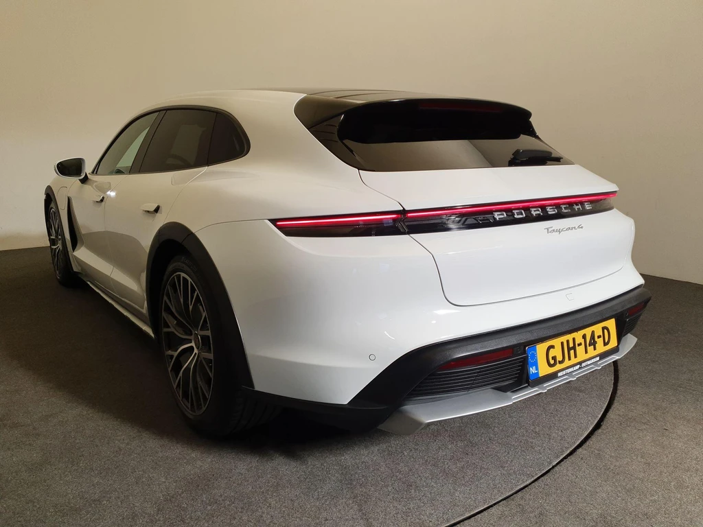 Porsche Taycan – foto 3
