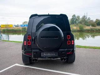 Land Rover Defender – thumbnail 6