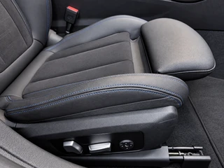 BMW i4 – thumbnail 12
