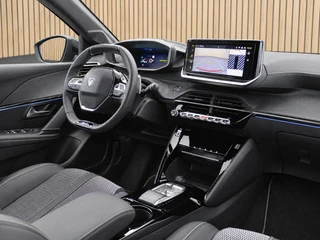 Peugeot 208 – thumbnail 8