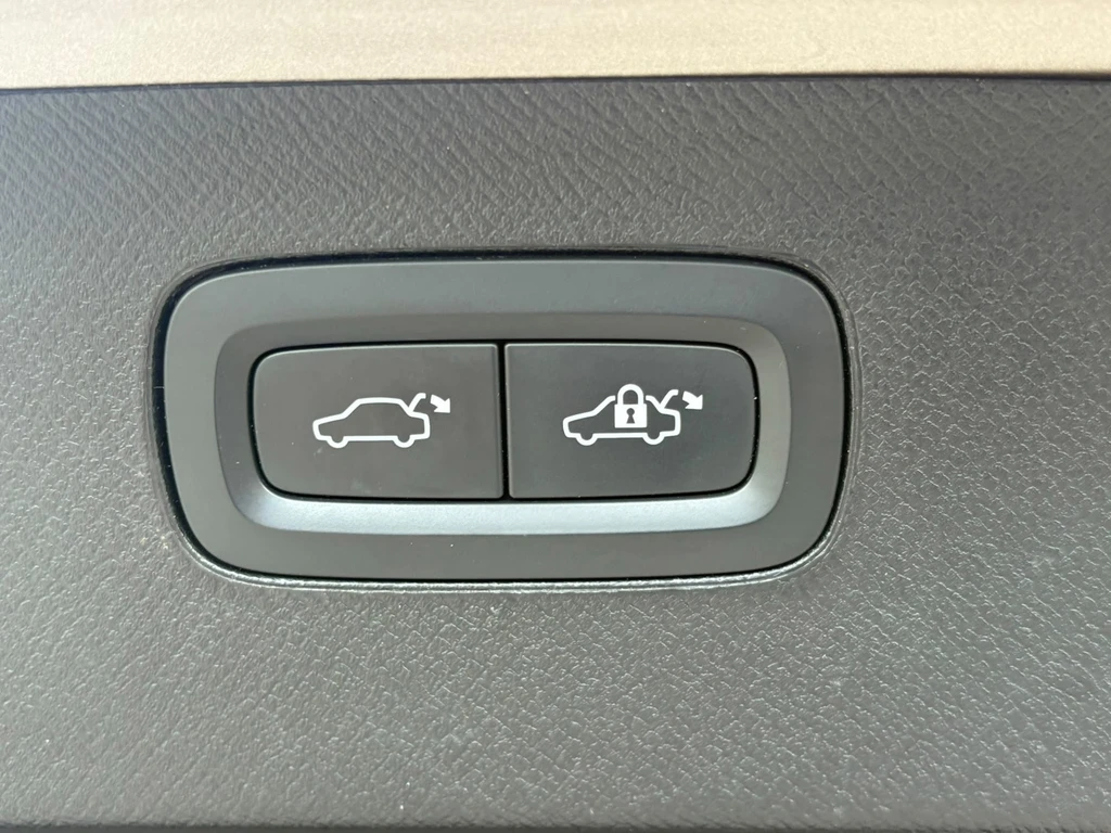 Volvo XC90 – foto 33