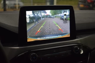 Ford Kuga – thumbnail 8