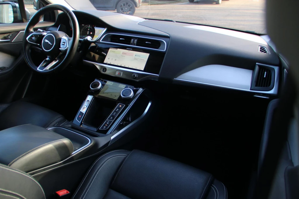 Jaguar I-PACE – foto 10