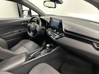 Toyota C-HR – thumbnail 12