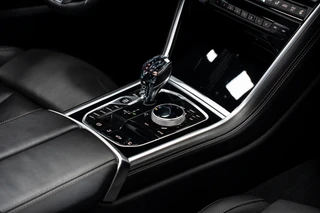 BMW 8 Serie – thumbnail 26