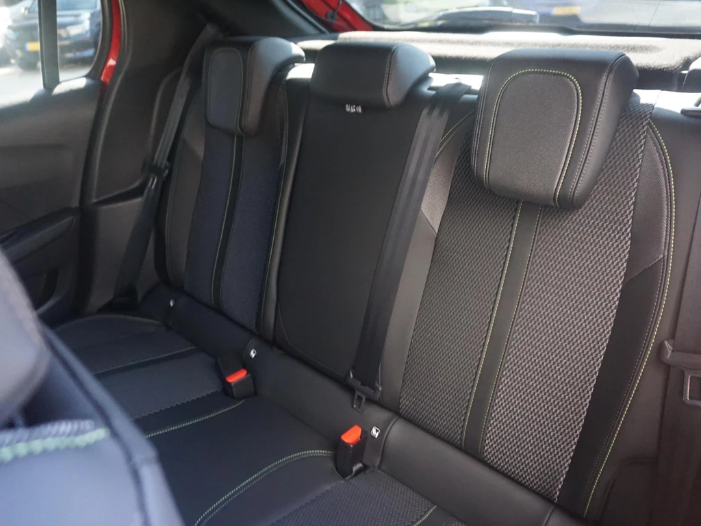 Peugeot 208 – foto 34