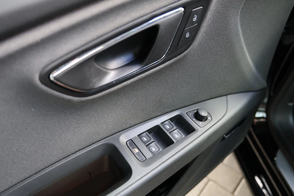 SEAT Leon – foto 10