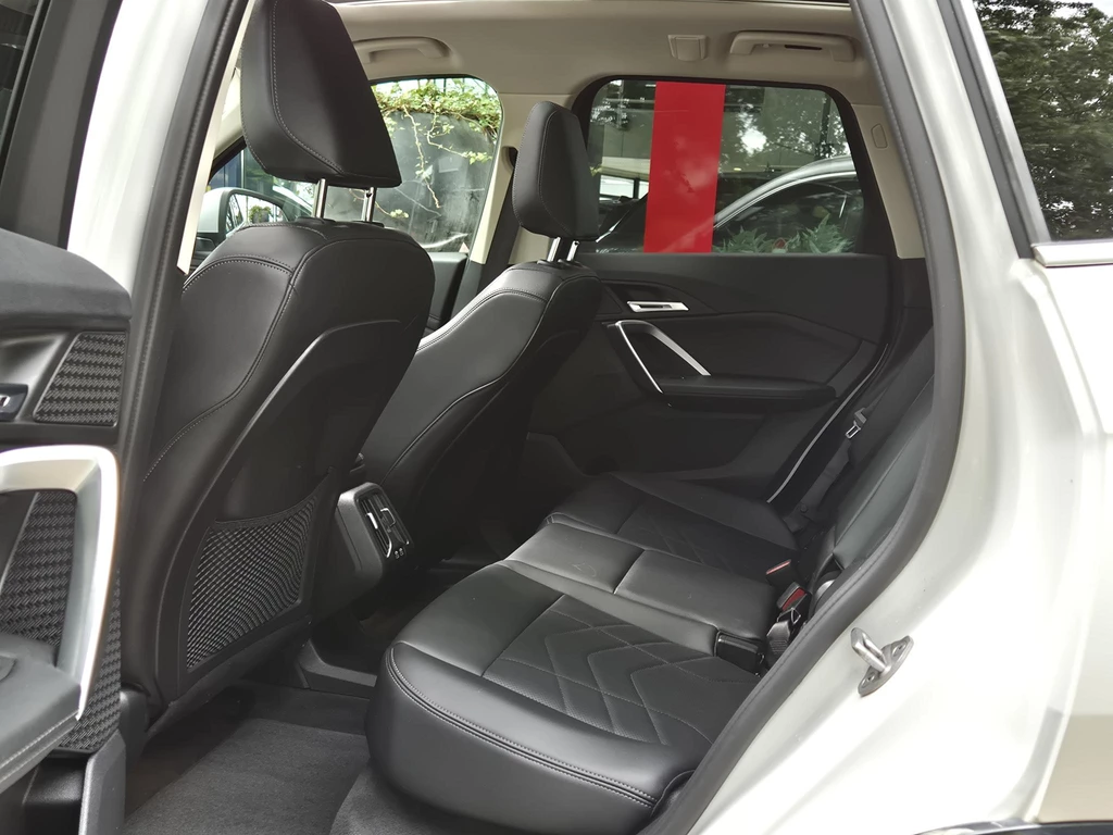 BMW X1 – foto 17