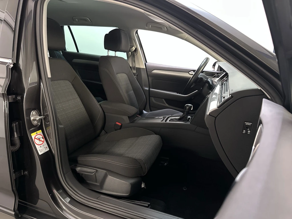 Volkswagen Passat – foto 11