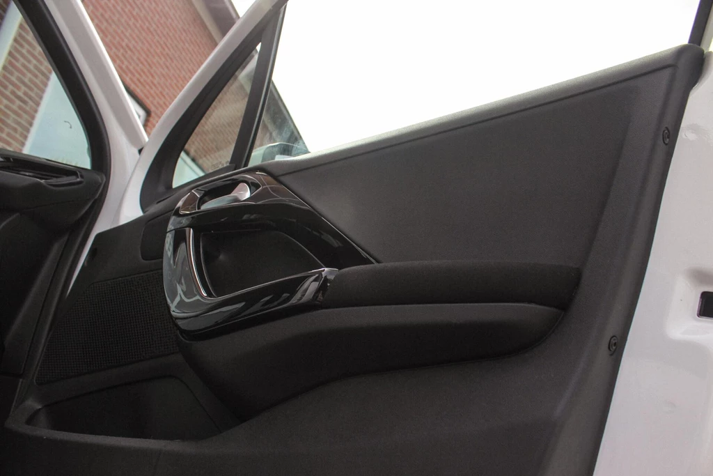 Peugeot 208 – foto 34