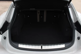 Porsche Taycan – thumbnail 19