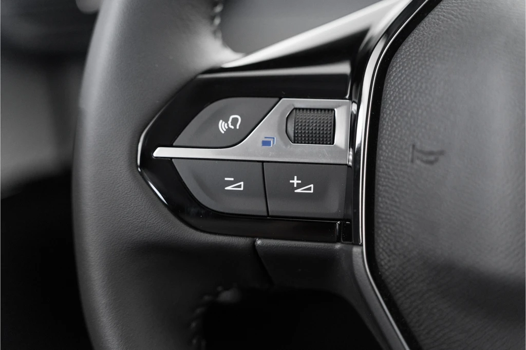 Peugeot 208 – foto 24
