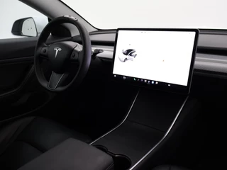 Tesla Model 3 – thumbnail 9